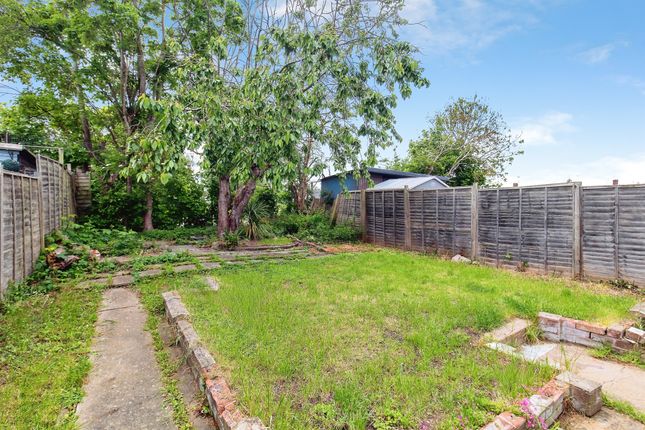 219, Eastern Avenue, Peterborough photo 4