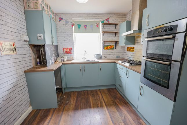 17 Chatsworth Road, Morecambe photo 4