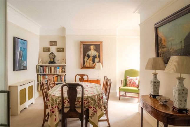 Flat 1,, Abingdon Gardens, Kensington photo 3