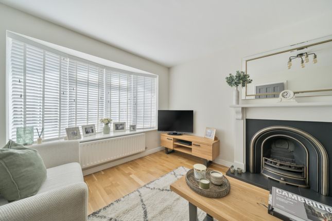 8, Far Rye, Wollaton photo 3