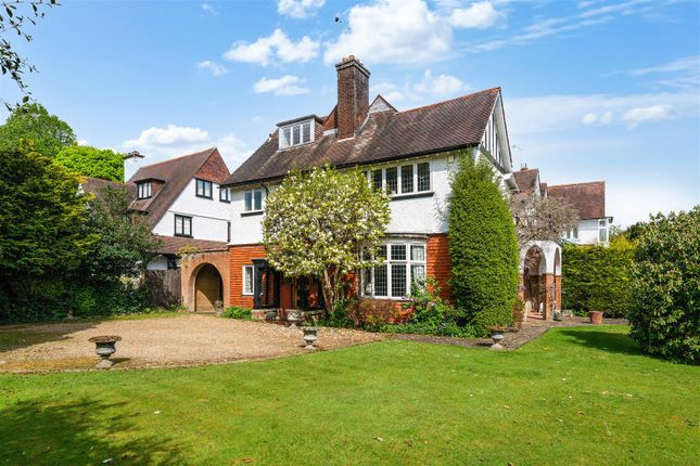 Walton Heath Cottage- (26).Jpg