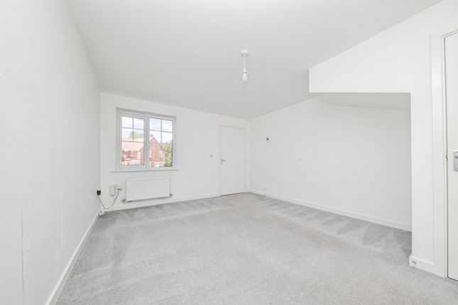 8, Orson Walk, Ipswich photo 2