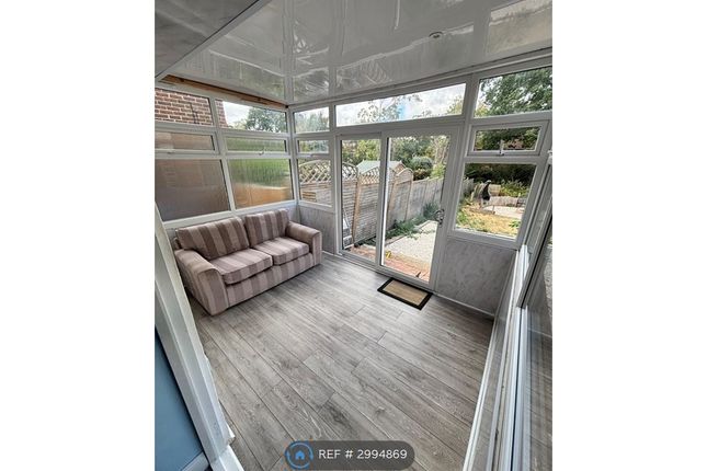 Ardmore Avenue, Guildford photo 3