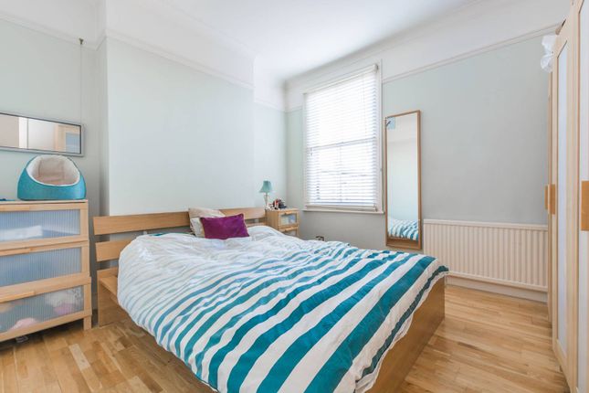 Flat to rent in Marlborough Road N22, Bounds Green, London,
