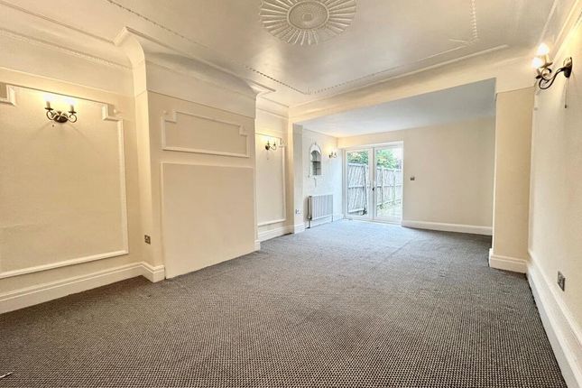 7, Moor Allerton Avenue, Leeds photo 4