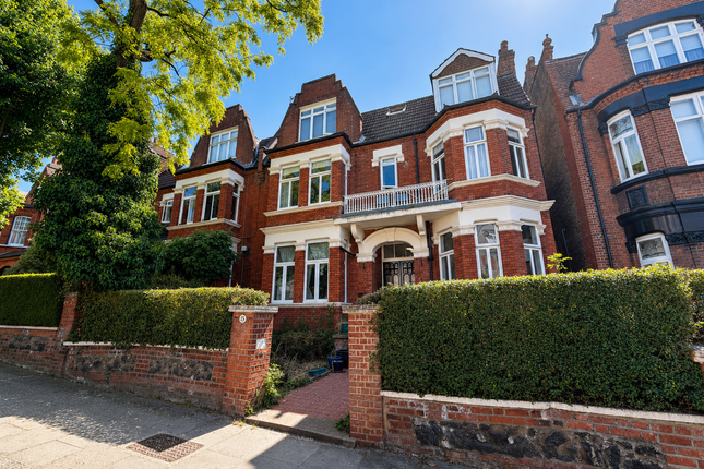 15,Flat 5, Parsifal Road, London photo 3