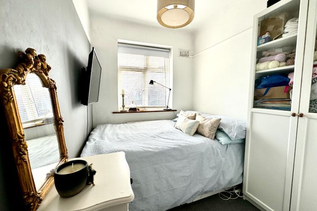 End terrace house for sale in Highmead, Plumstead, London