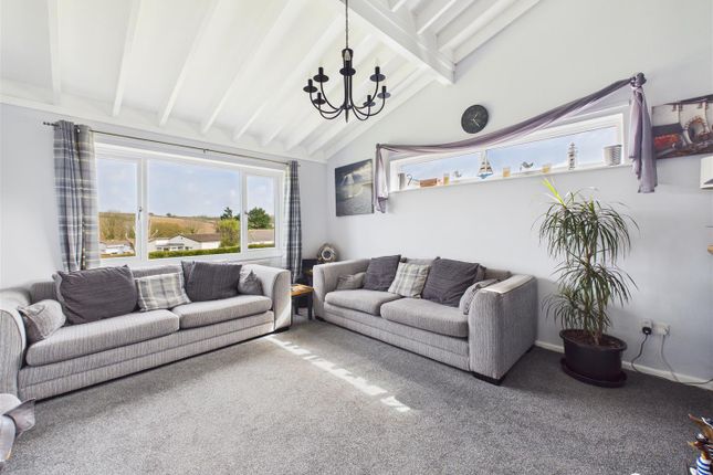 22, Mellanear Close, Hayle photo 2