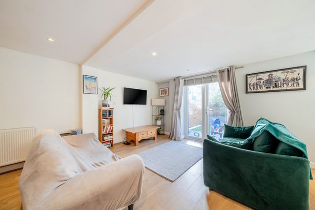 2-bed flat on 50B, Valleyfield Road, London, £450,000