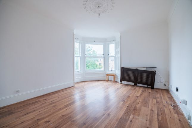 Flat 2/l, 60, Main Street, Dundee photo 3