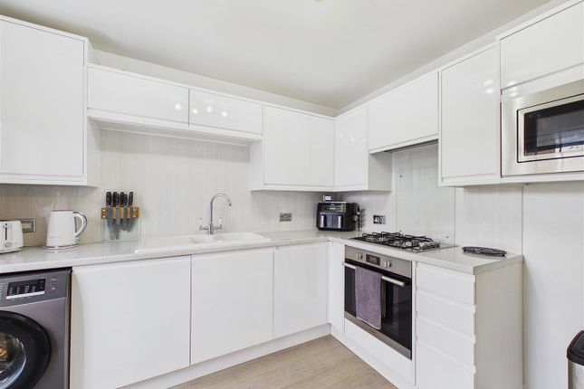 37, Trecastell, Stockton-On-Tees photo 3