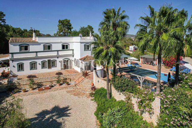 Villa for sale in 8700 Moncarapacho, Portugal
