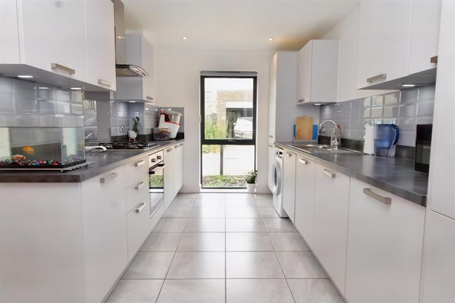 35, Macauley Drive, Eastbourne photo 3