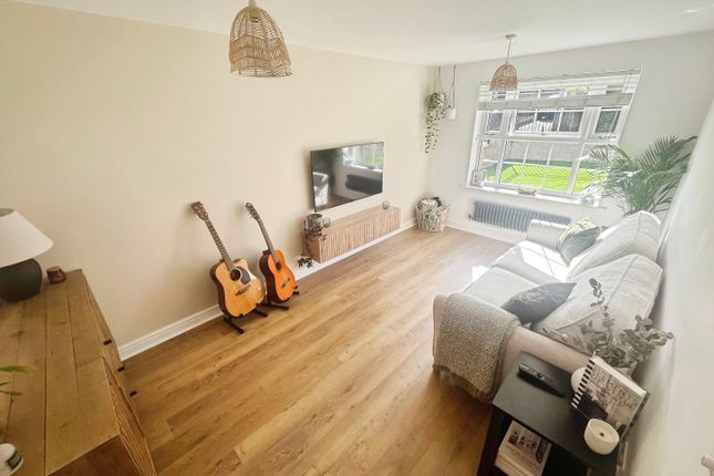 12, CWMBRAN photo 2
