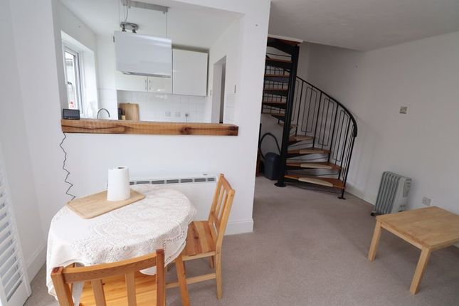40, Langdale Drive, Colchester photo 4
