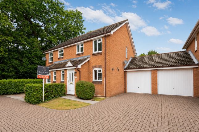 2-bed house on 21, Winnet Way, Horsham, £350,000