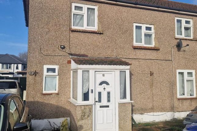 3-bed house on 18, Southey Walk, Tilbury, £340,000