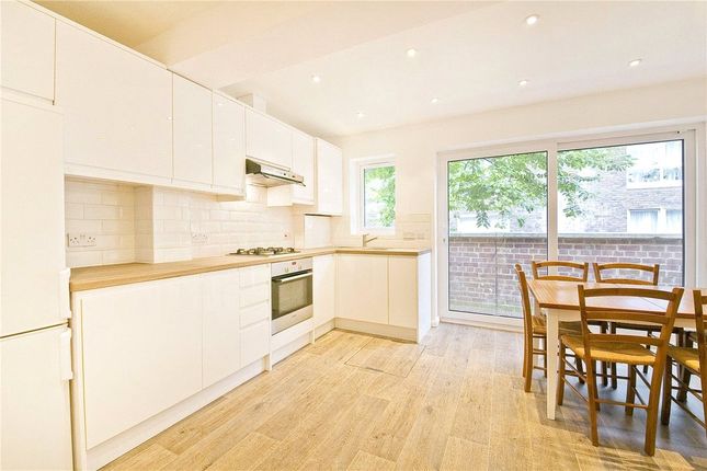 Terraced house for sale in Mitford Road, Islington, London