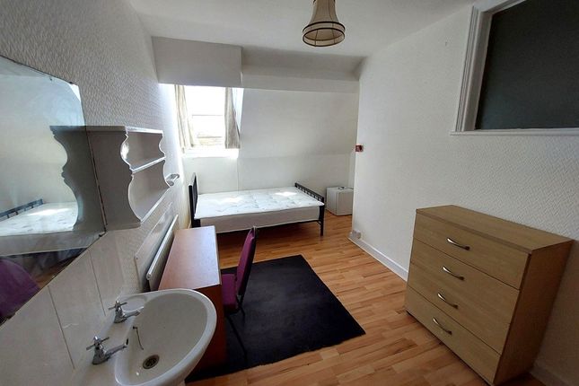Room to rent in Wenlock Terrace, Fulford, York