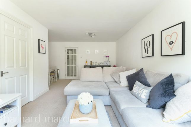 Thumbnail Flat to rent in Donald Woods Gardens, Tolworth, Surbiton