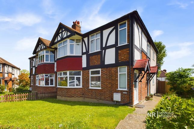 Thumbnail Maisonette for sale in The Spinney, London Road, Cheam, Surrey.