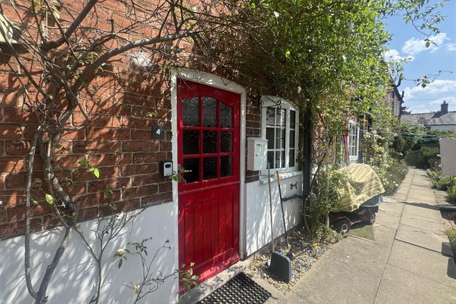 1-bed house on 4, Widdowsons Row, Nottingham, £925/mo