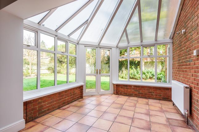 9, Ridge Way, Virginia Water photo 4