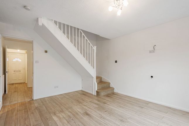 70 Coopers Green, Bicester photo 3