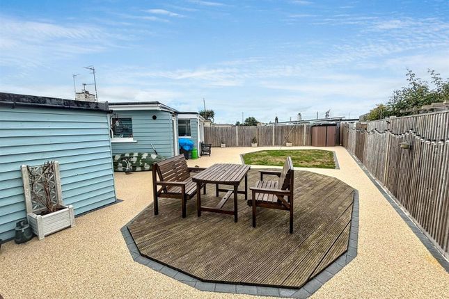 36, Camber Drive, Pevensey Bay, Pevensey photo 4