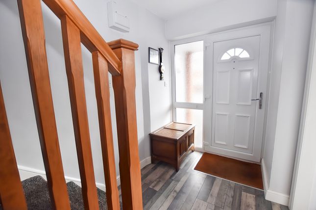 117, Elm Drive, Market Drayton photo 4