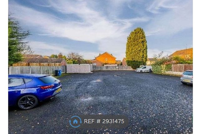 Ringmore Road, Bramhall, Stockport photo 4