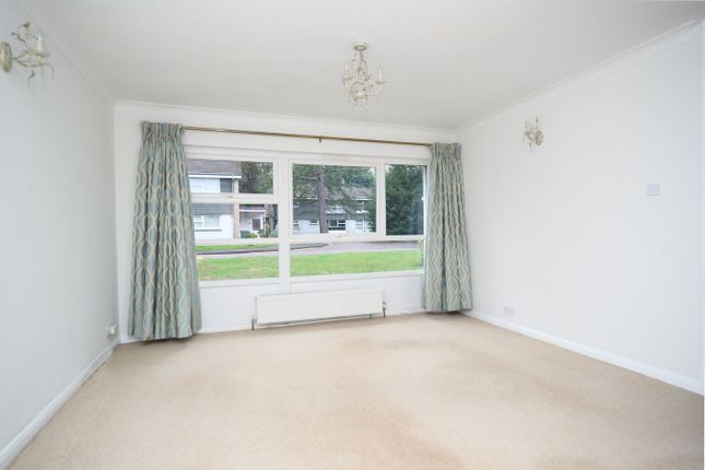 Grange Court, Walton-on-Thames photo 4