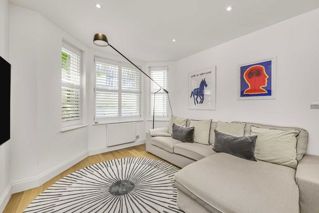 Flat 1, 144A, Victoria Rise, London photo 2