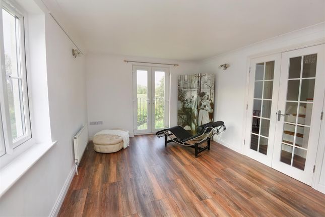 End terrace house for sale in Oake Woods, Gillingham
