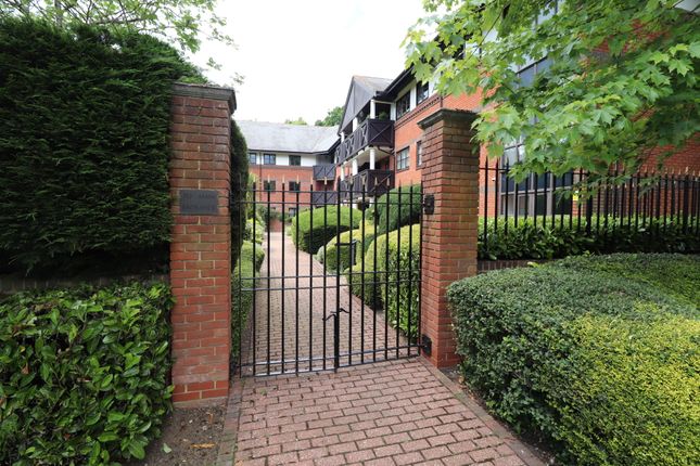 Flat 25, Brentwood photo 5
