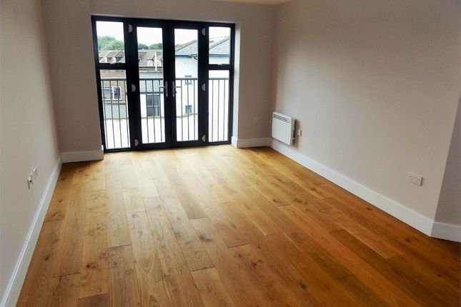 Cedar House, Frimley photo 2