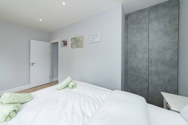 Flat Flat 1, 34, Saint Mary's Butts, Reading photo 2