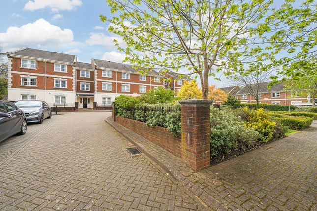 Thumbnail Flat to rent in St. Lukes Square, Guildford