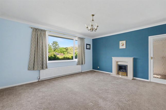 82, Grangewood Road, Nottingham photo 2