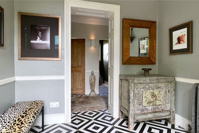The Walls,, Hampton Court Road, East Molesey photo 2