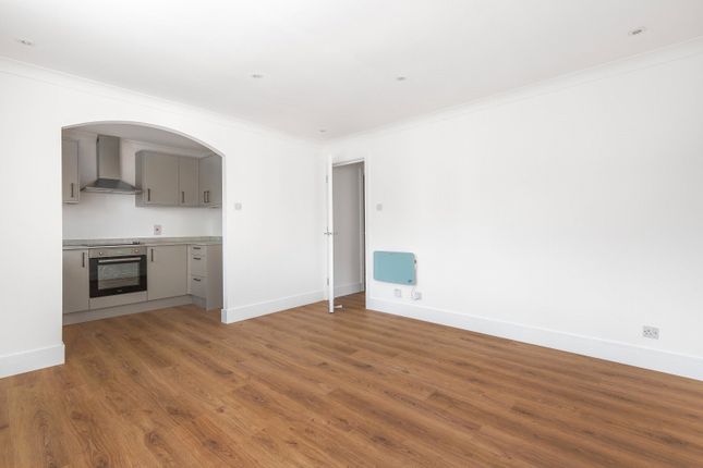 Flat to rent in Hawker Court, 8-10 Church Road, Kingston Upon Thames