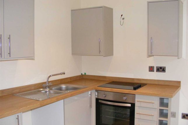Thumbnail Flat to rent in Flat A 143, Newark Road, Lincoln, Lincolnsire