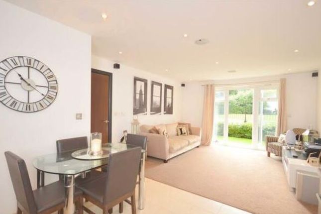 Flat A2 Chesham Heights, St. Monicas Road, Tadworth photo 3