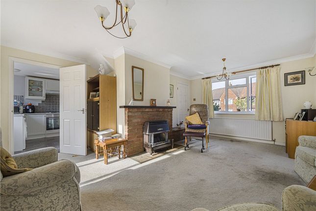 11, Lapworth Close, Kent photo 3