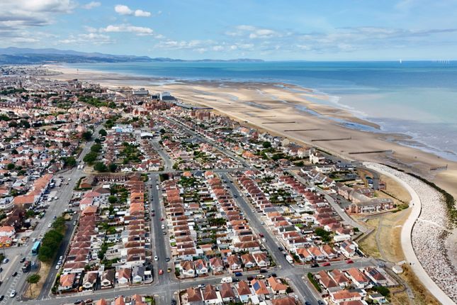 11, Carlisle Avenue, Rhyl photo 2