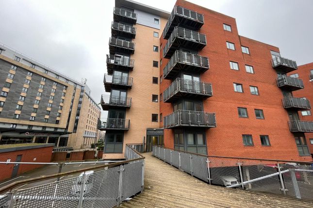 Thumbnail Flat to rent in 6 City Walk, Holbeck, Leeds