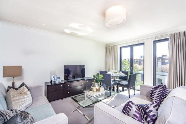 Thumbnail Flat to rent in 161 Fulham Road, Chelsea, London