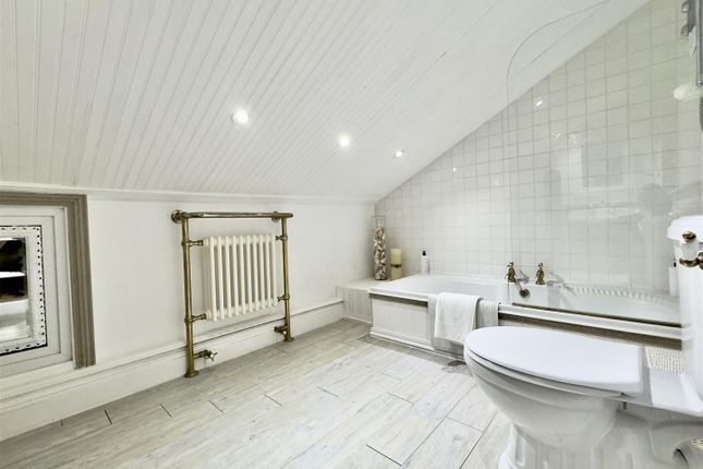 Ensuite.Jpeg