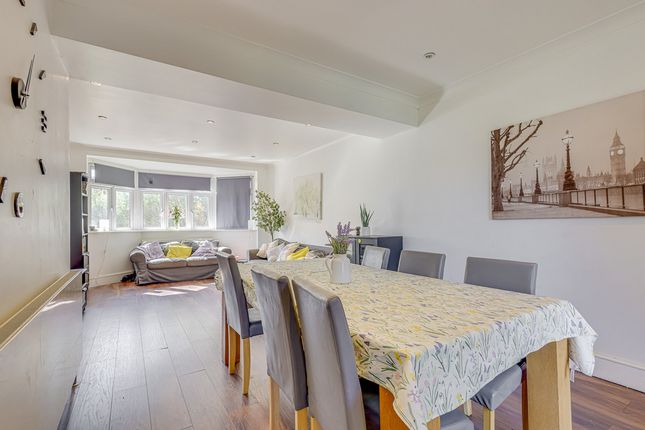 21, Fairview Drive, Westcliff-on-sea photo 4