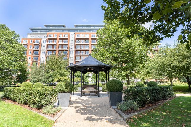 Flat for sale in Beaufort Square, Beaufort Park, Colindale